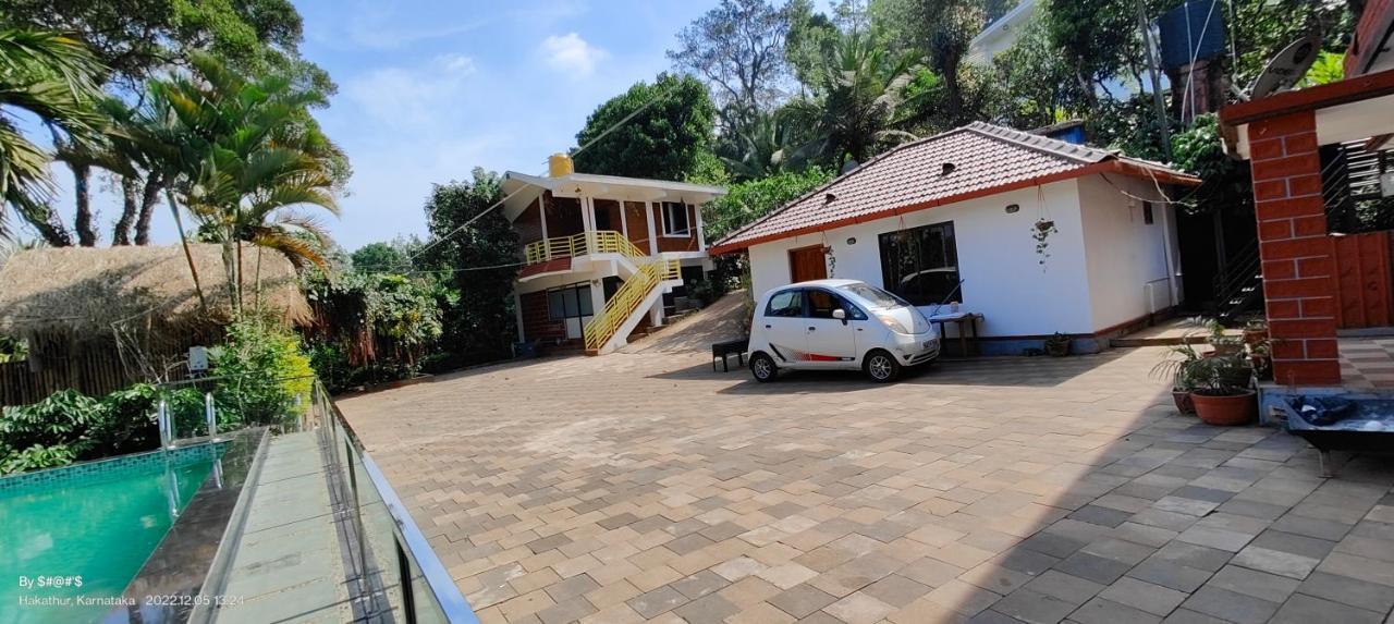 Pool Side Villa'S Of Coorg Madikeri Kültér fotó