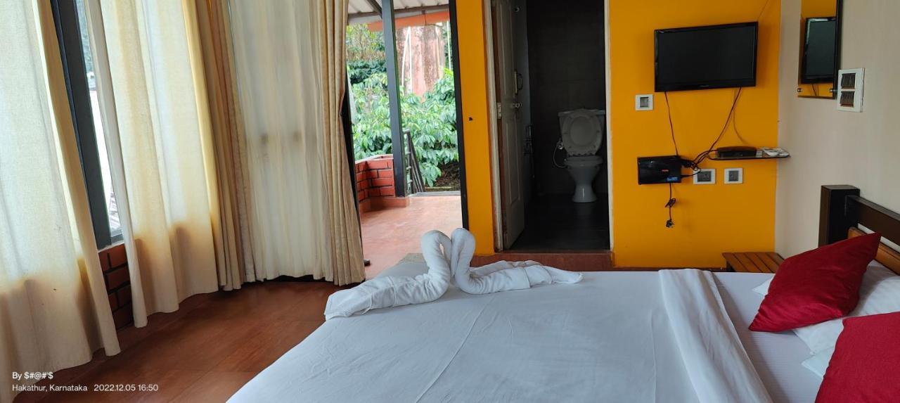 Pool Side Villa'S Of Coorg Madikeri Kültér fotó