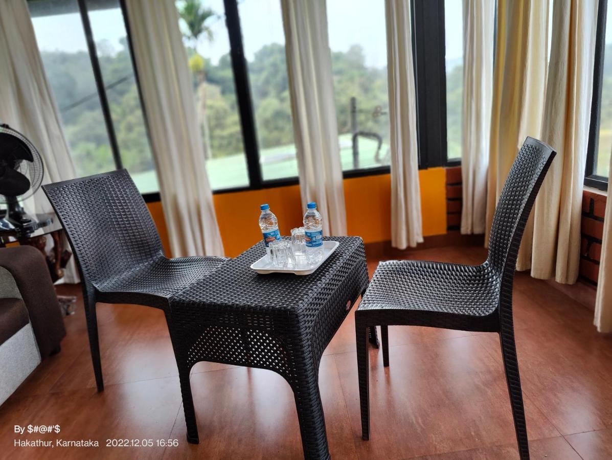 Pool Side Villa'S Of Coorg Madikeri Kültér fotó