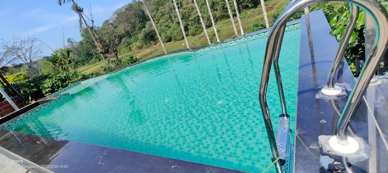 Pool Side Villa'S Of Coorg Madikeri Kültér fotó