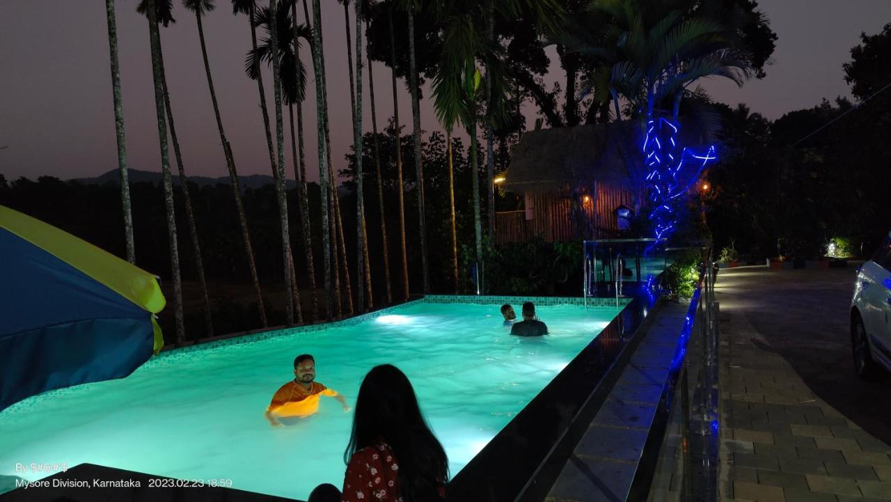 Pool Side Villa'S Of Coorg Madikeri Kültér fotó